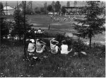 Vesnické ženy v negližé. Foto: Jindřich Štreit. Rýžoviště 1985