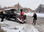 Podívejte se: Porubu baví vánoční jarmark, děti vozil i vláček