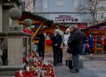 Sirény za oběti vraha z fakultní nemocnice zastavily na chvíli čas i na vánočních trzích