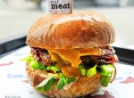 Kam dnes na oběd? Do Eatmeat na chipotle burger!