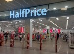 Značkové kousky za přijatelné ceny. V Karolině otevřel HalfPrice