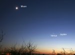 Lidé mohou dobře pozorovat Jupiter, nejvíce se přiblížil Zemi