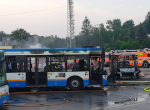 Požár v garážích DPO poškodil 12 zaparkovaných autobusů