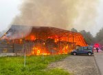 Požár zničil seník v Čeladné. Škoda je 900 tisíc, ve vedlejším kravíně uhynulo tele